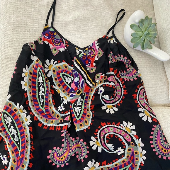 Anthropologie HD in Paris Moonset Silk Tank 8 - Picture 7 of 8